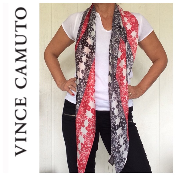 Vince Camuto Accessories - VINCE CAMUTO RED WHITE AND BLUE LONG SCARF